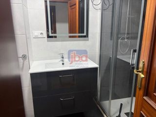 Piso en alquiler en Centro en Ourense