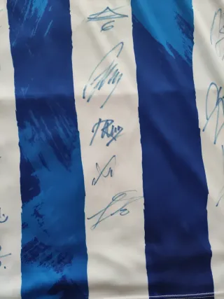 Camiseta Real Sociedad Talla L Firmada 22-23