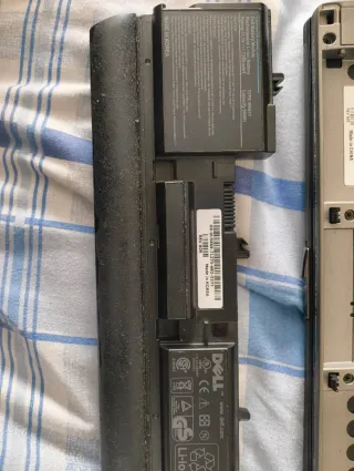 Portátil Dell Plata y Negro