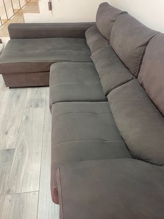 Sofá chaise longue gris oscuro abatible