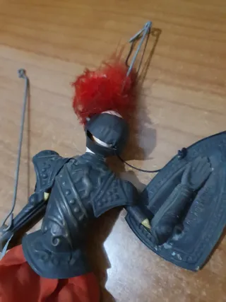 Marioneta italiana muñeca medieval