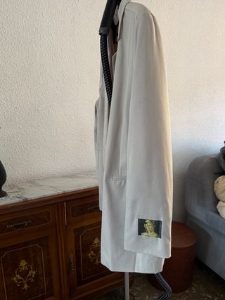 Chaqueta Beige Elegante