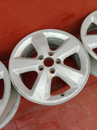Llantas Ford Focus 16 (4 unidades)
