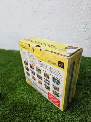 PlayStation 1 original Primer modelo SCPH-5502