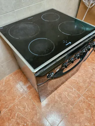 Horno y vitrocerámica Edesa