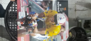 Memoria gráfica de la historia y la sociedad es...