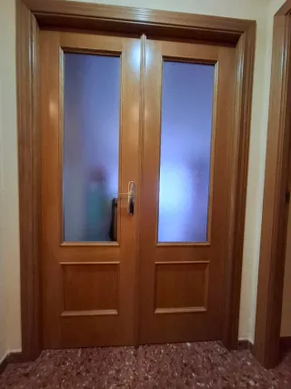 Puerta de madera interior (precio por unidad)