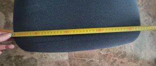 Mesa de comedor y 6 sillas de madera maciza