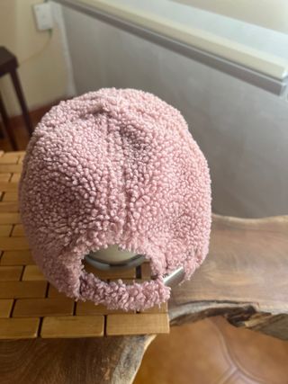Gorro deportivo de peluche