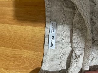 Conjunto Bershka top y falda beige