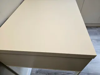 Escritorio MICKE Ikea 73x50cm