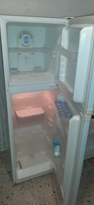 Nevera Daewoo Blanca