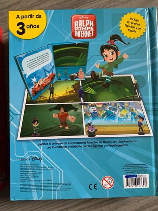 Libros interactivos Disney muñecos incluidos 10€
