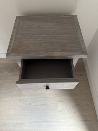 Mesita de noche Banak madera 3 cajones