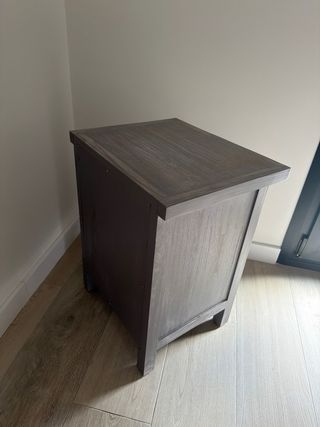 Mesita de noche Banak madera 3 cajones
