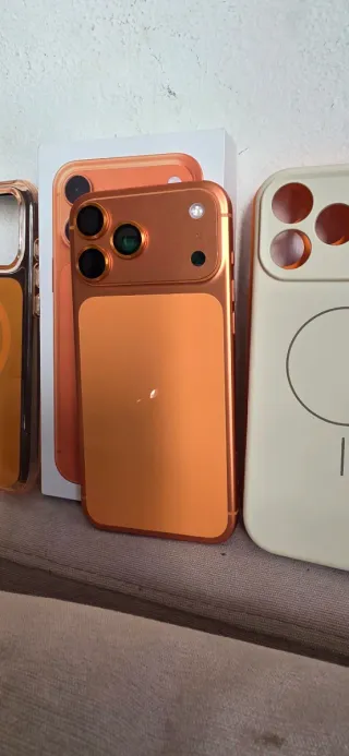 iPhone 17 Pro Max Naranja
