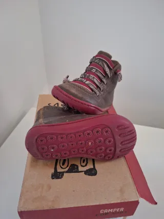 Botas Camper niña talla 20