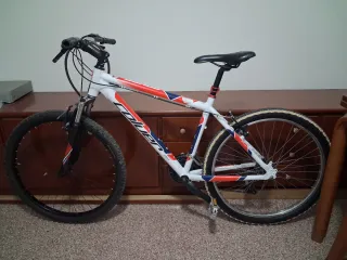 Bicicleta de montaña COLUER