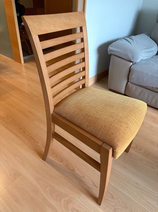 Sillas de madera de cerezo