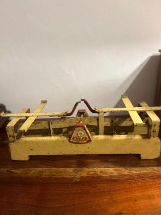 Bilancia antica in ferro Kamor