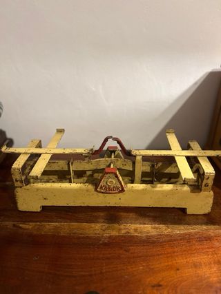 Bilancia antica in ferro Kamor