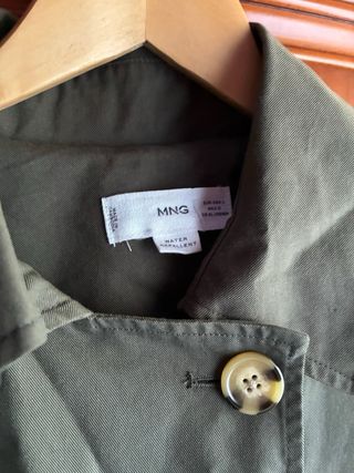 Gabardina Mango Verde Oliva Talla M