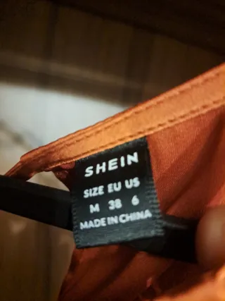 Vestido largo naranja satinado