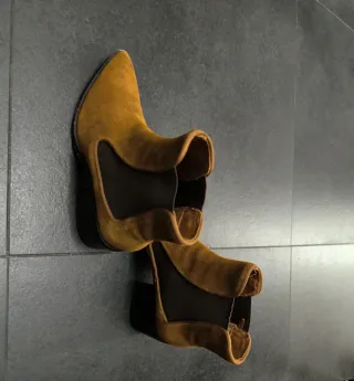 Botines Camel Suede Talla 40