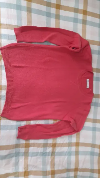 Pantalones cortos niño beige ,jersey  azul y rojo