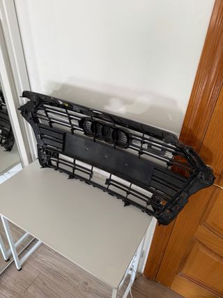 Parrilla Delantera Audi A3 (8V)