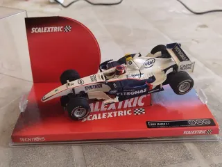 Scalextric C3 F-1 + BMW Sauber Kubica