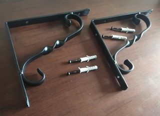 Coppia reggimensola ferro battuto nero