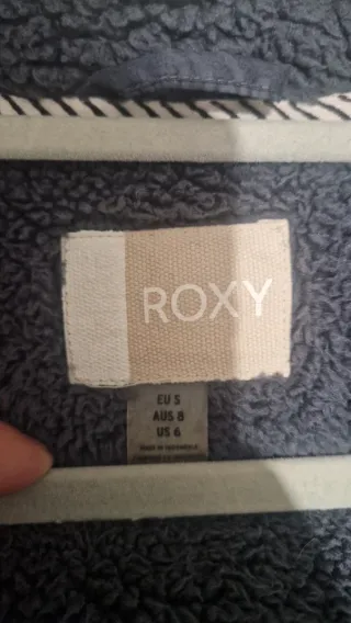 Abrigo Roxy Gris