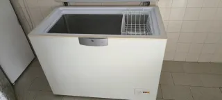 Arcón Congelador Beko 110x65x82