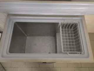 Arcón Congelador Beko 110x65x82