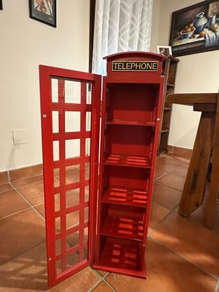 Estantería Cabina Telefónica Inglesa Roja