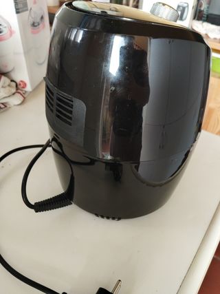 Freidora de aire negra