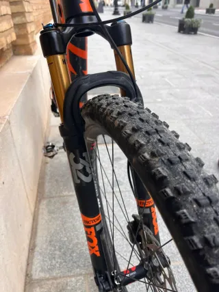 Bicicleta KTM Myroon 29 Carbono
