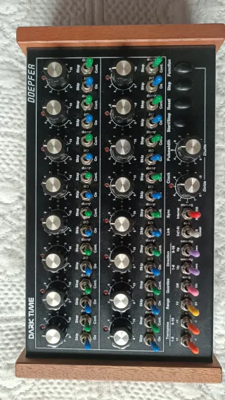 Doepfer Dark Time Secuenciador