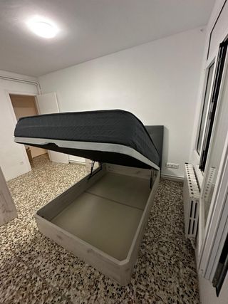 Canapés y colchones nuevos