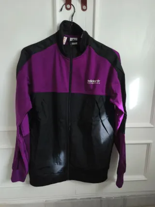 Chaqueta Adidas Adventure Morado/Negro