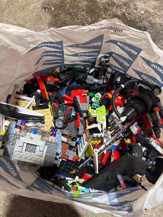 Bolsa piezas LEGO y figuras