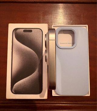iPhone 15 Pro titanio impecable