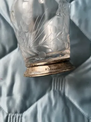 Jarra y vaso cristal tallado y plata