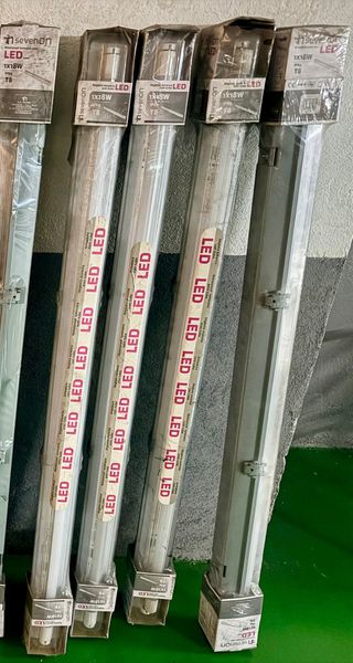 Una Regleta LED Estanca 1x18W T8