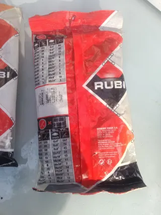 Separadores para baldosas Rubi 2mm y 9mm