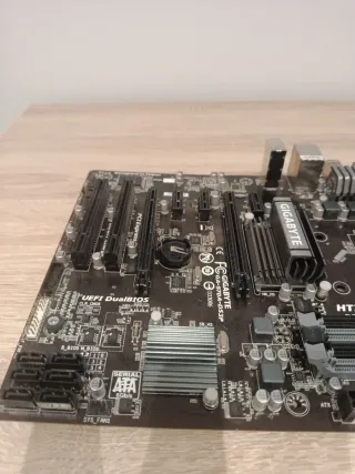 Placa Base Gigabyte GA-970A-DS3P AM3+