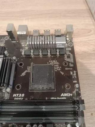 Placa Base Gigabyte GA-970A-DS3P AM3+