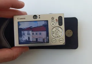 Máquina Fotográfica Digital Canon Ixus 70 Prata