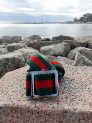 Cintura Gucci regolabile verde e rossa